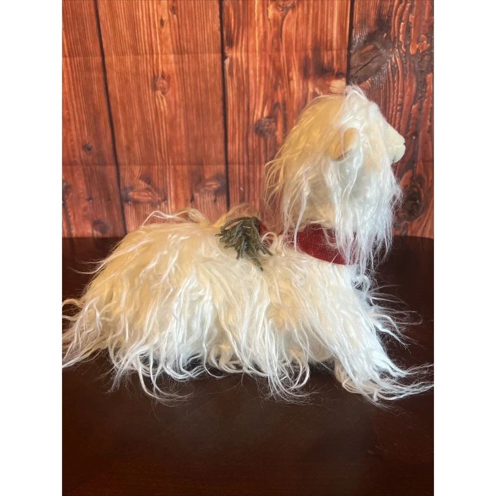 Bright Ideas‎ Llama Plush Stuffed Animal Laying Llama Holiday Scarf